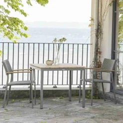 Mandalay Havemøbler|Uderum > Havemøbelsæt m. Toscana Bord 82 cm og 2 Siena Stole,