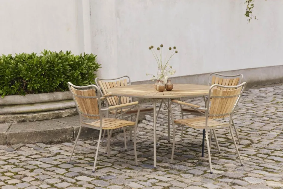 Mandalay Marguerit Havemøbelsæt m. 4 Stole , Teak/Taupe