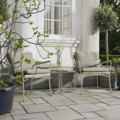 Outlet Mandalay Marguerit Loungebord ?50 cm, Teak/Taupe