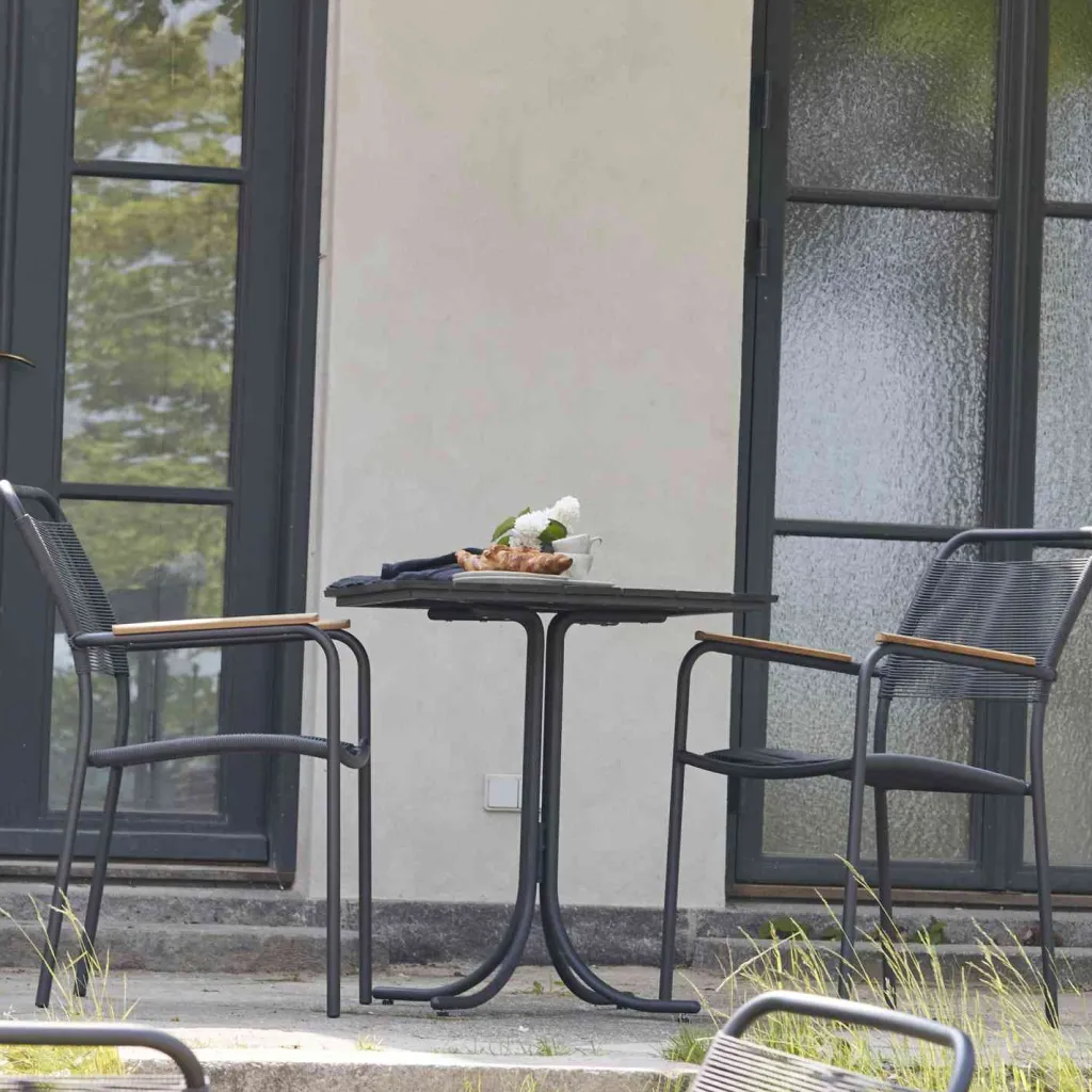 Clearance Pure Cafesæt m. 2 Verona Stole m. Teak Armlæn 66 cm, Antracit Havemøbler|Uderum