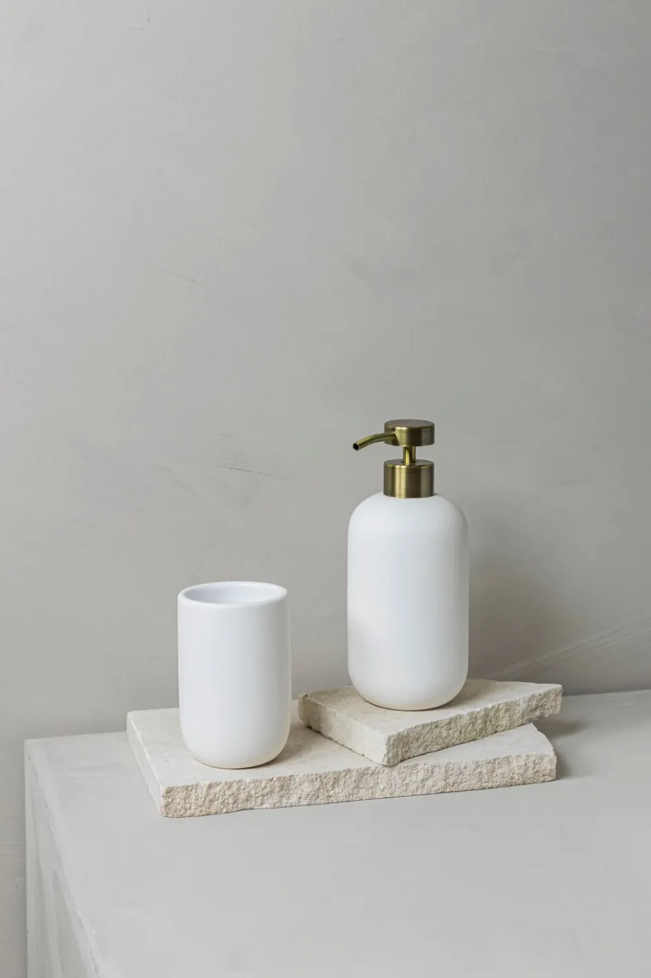 Sale Mette Ditmer Lotus Tandbørstekrus, White