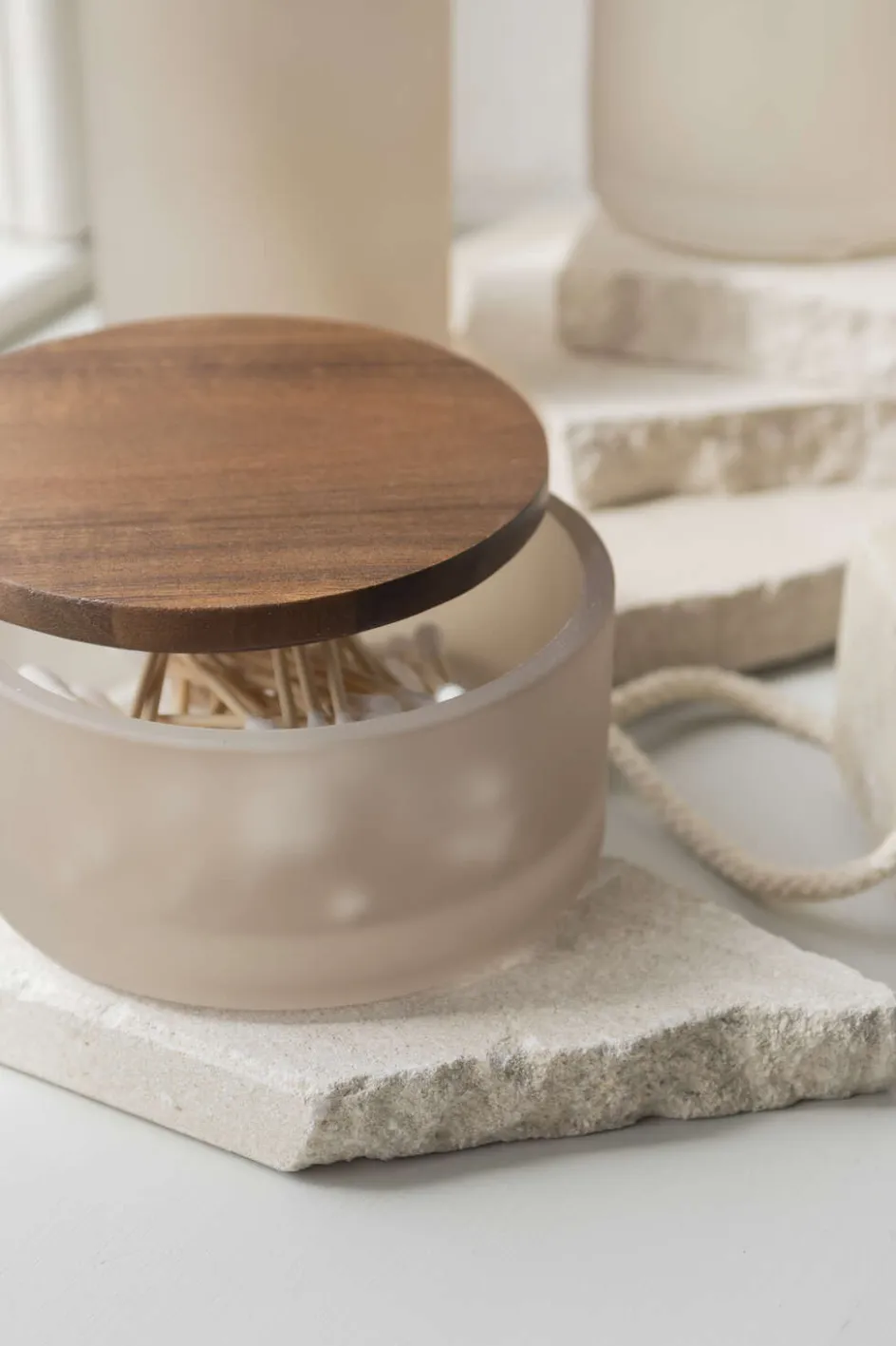Best Mette Ditmer Modest Krukke m. Låg H6 cm, Kit