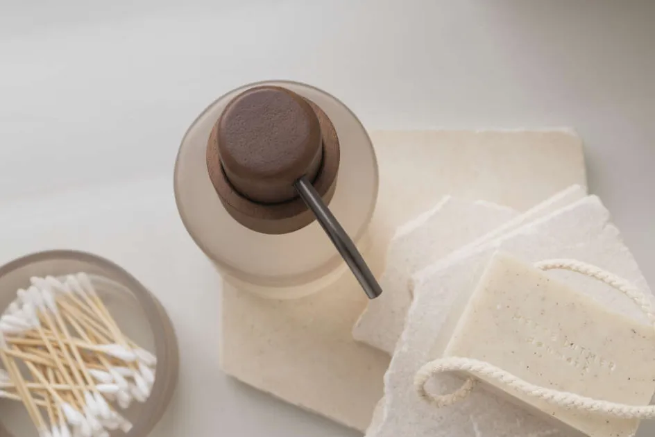 Discount Mette Ditmer Modest Sæbedispenser, Kit