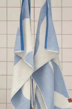 Discount Mette Ditmer Nova Arte Håndklæde , Lys Blå/Off-white