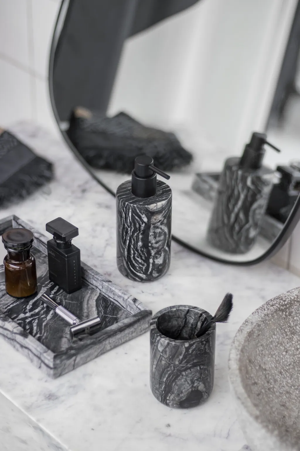 Mette Ditmer Badeværelse > Marble Sæbedispenser, Sort/Grå