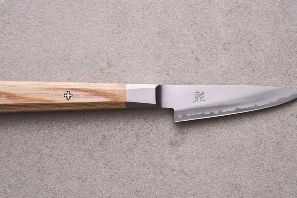 MIYABI Urteknive Og Grøntsagsknive > 4000 FCv2 KOYA Kudamono Kniv 22 cm