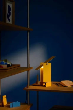 Outlet MOEBE Pivoting Bordlampe H22,5 cm, Gul
