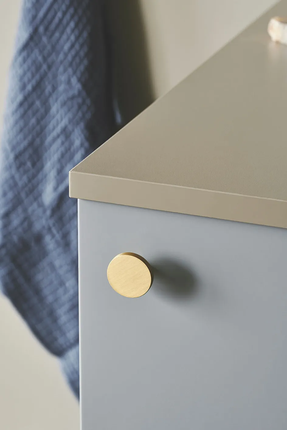 Clearance MOUD Home Dot Knage , Messing