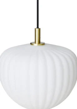 Clearance MOUD Home MOMA Pendel ?27 cm, Hvid/Messing