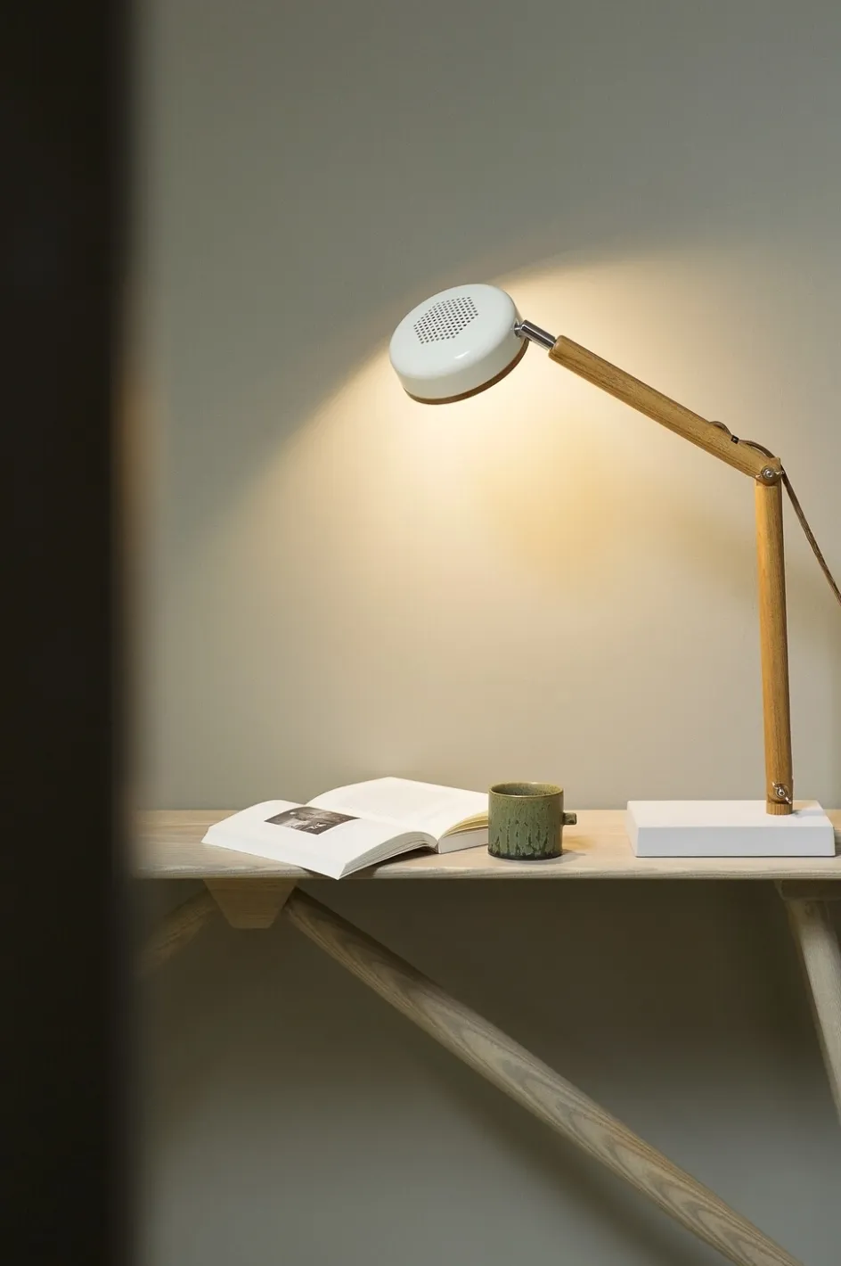 New Mr. Wattson Hipp Bordlampe, Vintage White