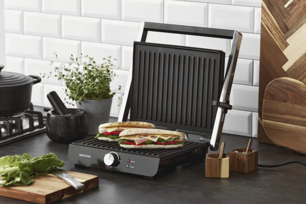 Nordic Sense Brødristere Og Bordgrill > Panini-/Bordgrill 2000W, Sort