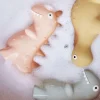 Børn OYOY Mini Vand- Og Badelegetøj > Bidedyr Bara Dino, Rose