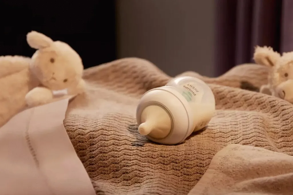 Hot Avent Natural Respons Sutteflaske m. Airfreeudluftningsventil 2 stk. 125 ml Børn Sutteflasker
