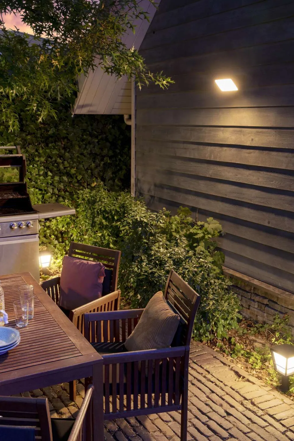 Philips hue Udendørs Smartlamper|Udendørs Smartlamper > Econic Piedestal Udendørs 32,2 cm, Sort