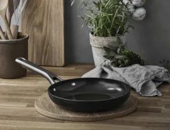 Online Pillivuyt Gourmet Blavet Stegepande m. Keramisk Belægning