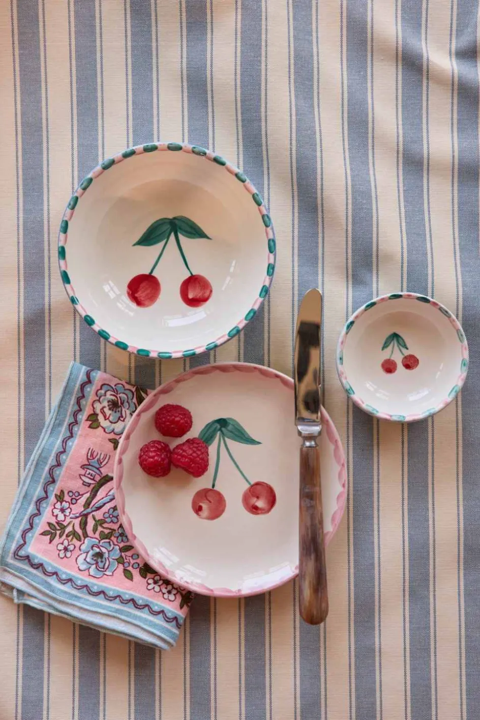 Online RICE Hand-Painted Skål , Cherries