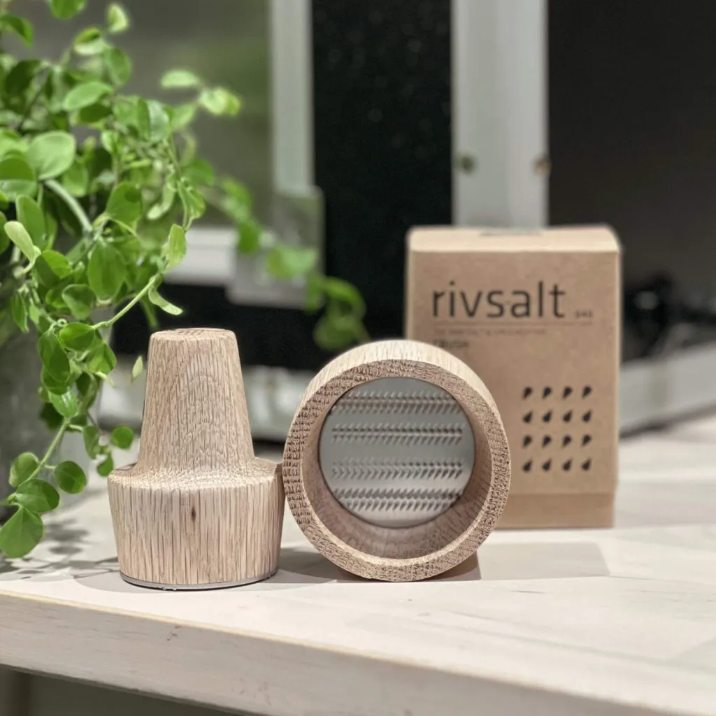 Rivsalt Salt Og Peber|Salt Og Peber > Crush Minikværn H6,6 cm, Rustfrit Stål/Egetræ