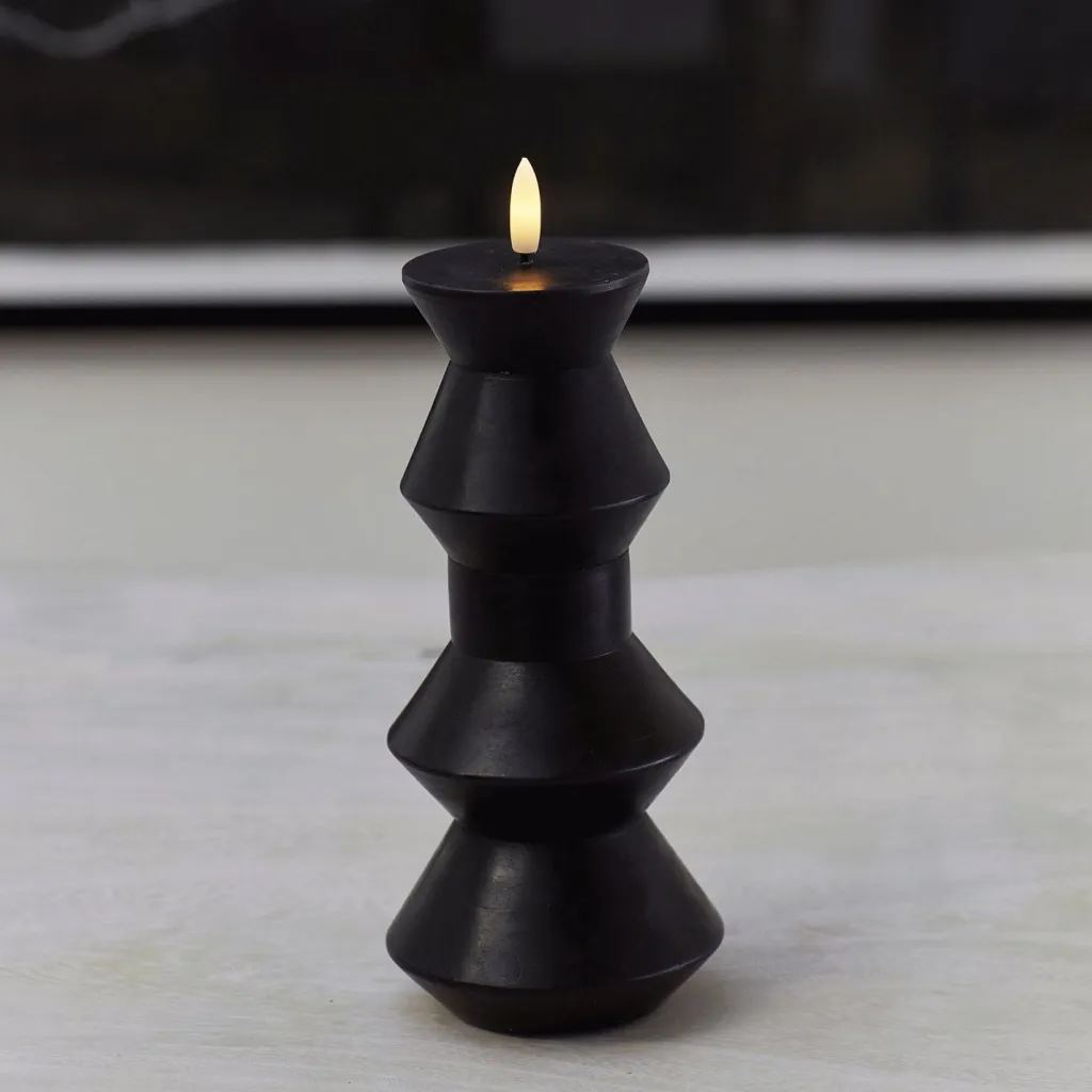 Sirius Stearinlys|Led Stearinlys > Sille Nordic Sculpture Bloklys Geometri LED ?9,2/H20,3 cm,