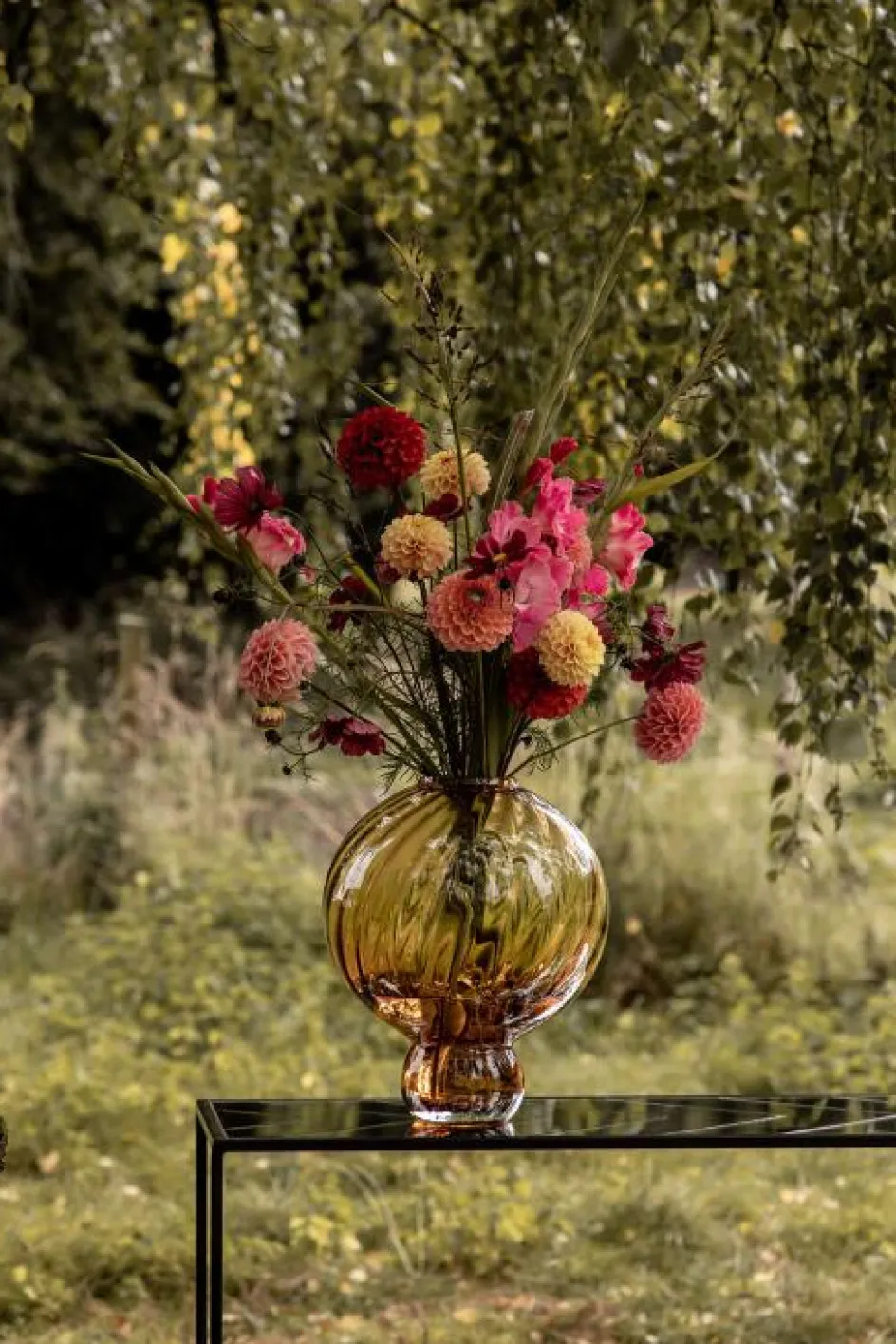 Clearance Specktrum Meadow Swirl Vase H, Amber