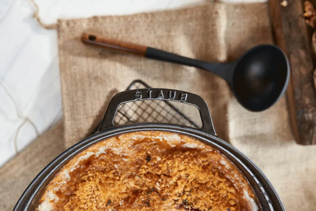 Staub Gryder Og Kasseroller > La Cocotte Cocotte 28 cm/6,75 L, Sort