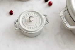 Outlet Staub La Cocotte Minigryde 10 cm/0,25 L, Hvid Trøffel