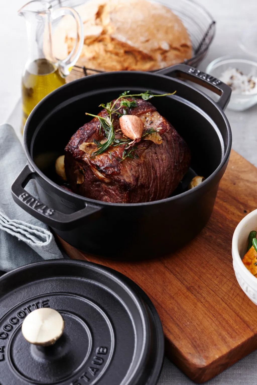Staub Gryder Og Kasseroller > La Cocotte Støbejernsgryde 24 cm/4,75 L,