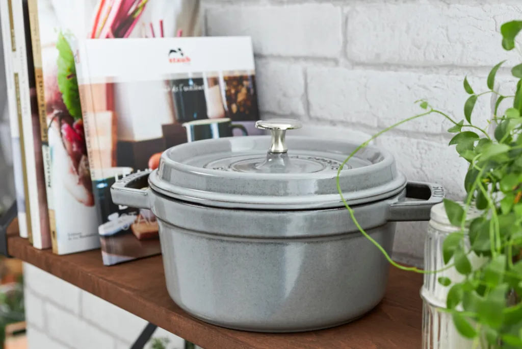 Staub Gryder Og Kasseroller > La Cocotte Støbejernsgryde 24 cm/3,8 L,