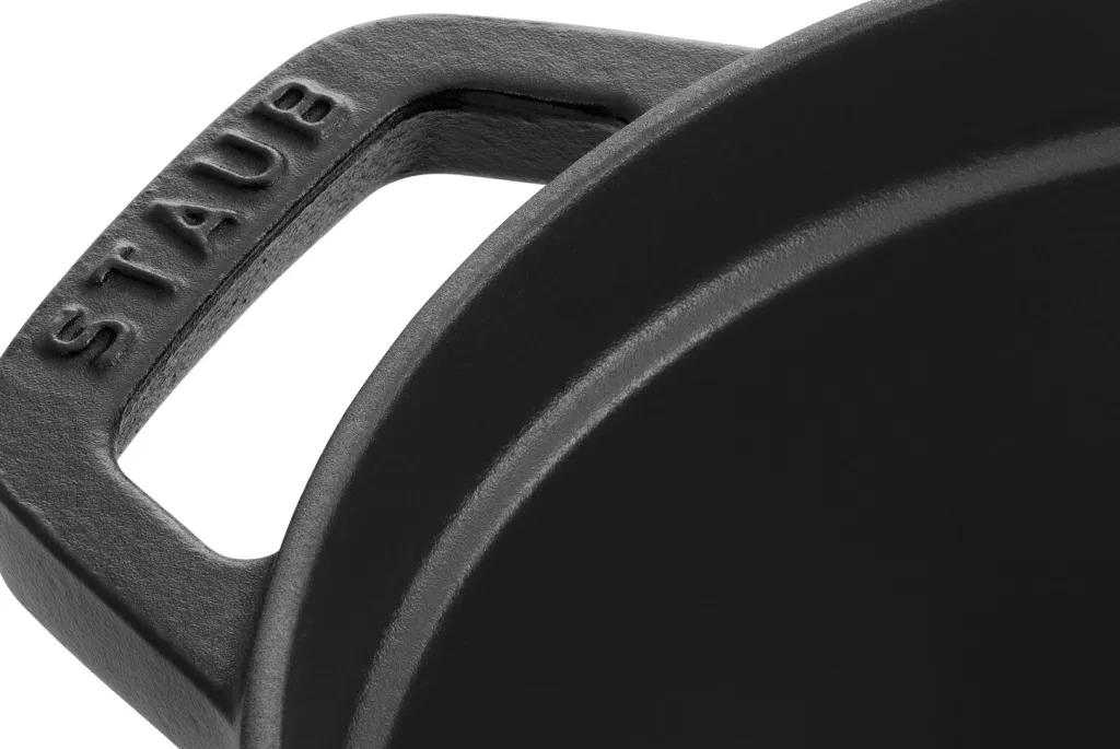 Staub Gryder Og Kasseroller > Oval Støbejerngryde 17 cm/1 L, Sort