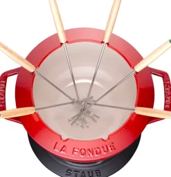 Clearance Staub Specialties Fonduesæt 20 cm, Kirsebærrød