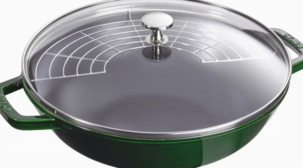Staub Pander > Wok m. Glaslåg 30 cm, Basilikum