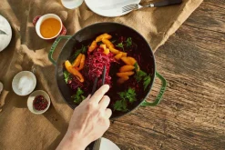 Staub Pander ><noscript><img width=