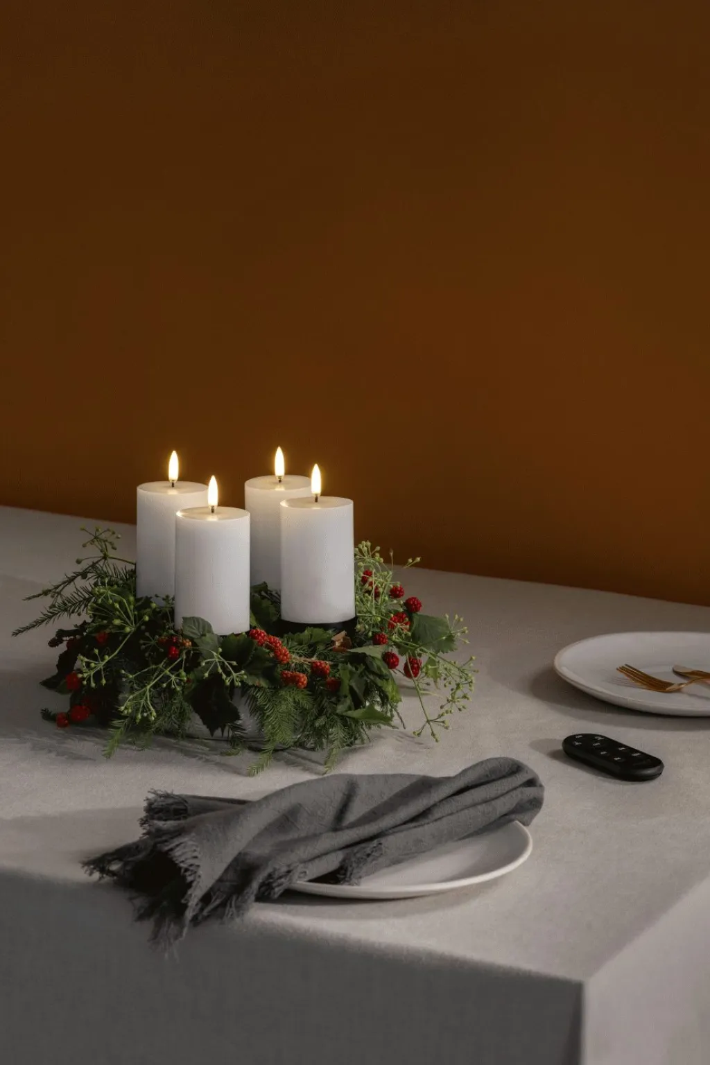 Uyuni Lighting Stearinlys|Led Stearinlys > Gaveæske Bloklys LED m. Fjernbetjening og Spyd 9 Dele, Nordic White