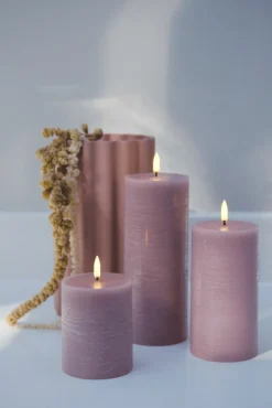 Outlet Uyuni Lighting Bloklys LED Ø7,8xH20 cm, Light Lavender/rustik
