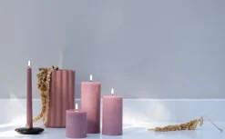 Outlet Uyuni Lighting Bloklys LED Ø7,8xH20 cm, Light Lavender/rustik