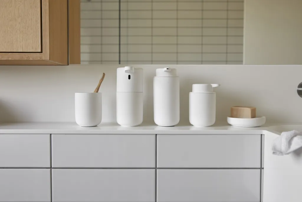 Zone Denmark Badeværelse > Ume Sæbedispenser 0,25 L,