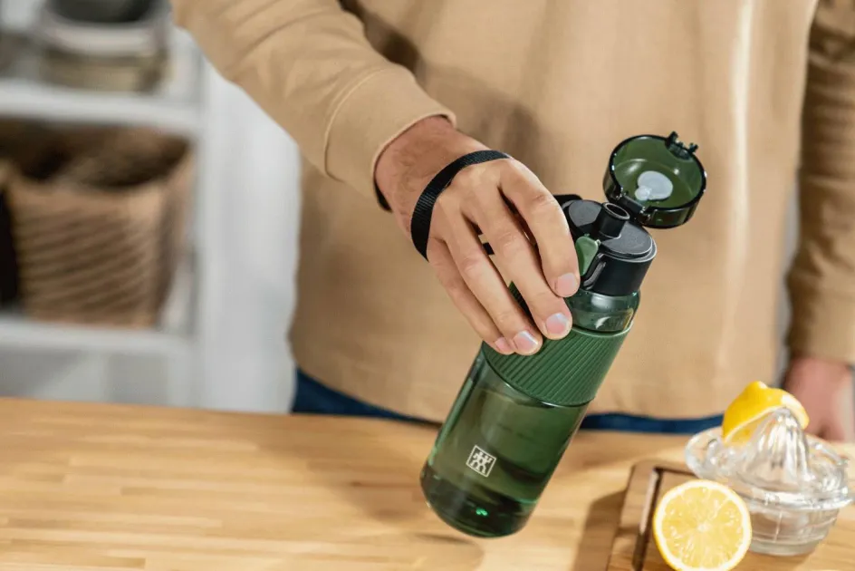 New Zwilling Drikkeflaske 680 ml, Mørk-Grøn