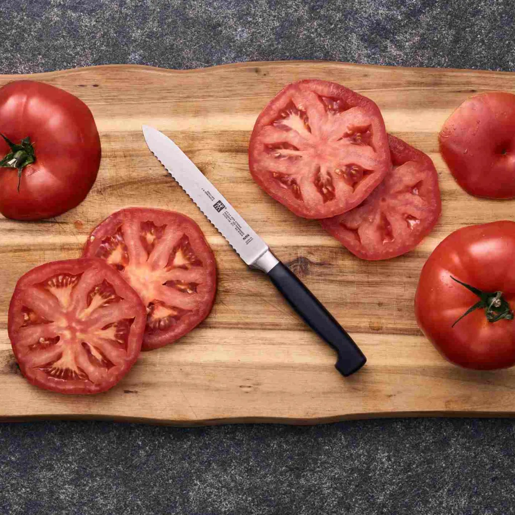Discount FOUR STAR Tomatkniv Bølgeskær 13 cm, Sort Urteknive Og Grøntsagsknive