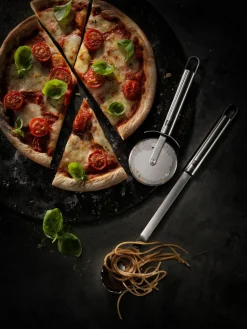 Zwilling Pizza Og Pasta > Pro Pizzaskærer 20 cm, Rustfrit Stål