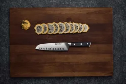 Discount Zwilling Spectrum Santokukniv 18 cm, Sort